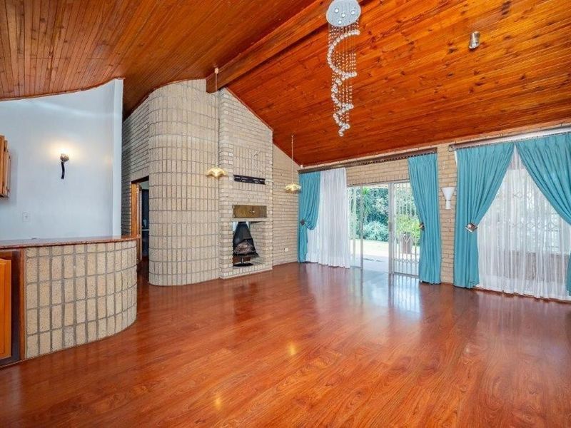 3 Bed Townhouse centrally located in Westville. - Photo 3