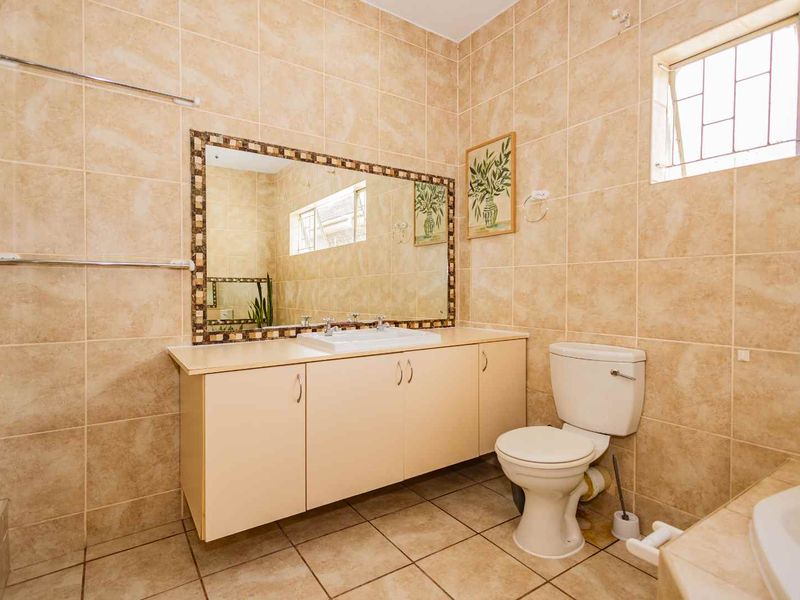 La Bella Vida Self Catering Apartments - Photo 7