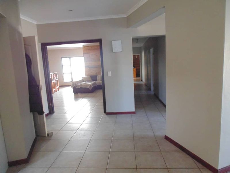 Beautiful House For Sale - Swakopmund - Photo 10