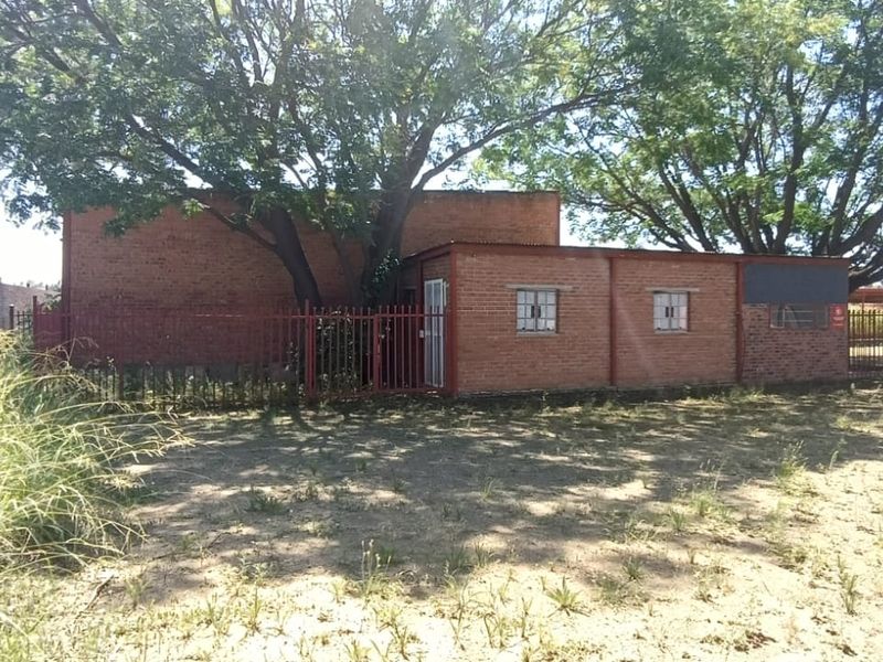 PROPERTY WITH GREAT INCOME. EXCELLENT OPPERTUNITY.DONT DELAY. - Photo 7