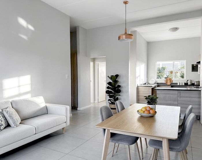 Property #2478912, Apartment For Sale in Blue Hills