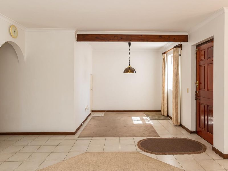 Secure Lock-Up-and-Go in Sought-After Lakeside - Photo 9