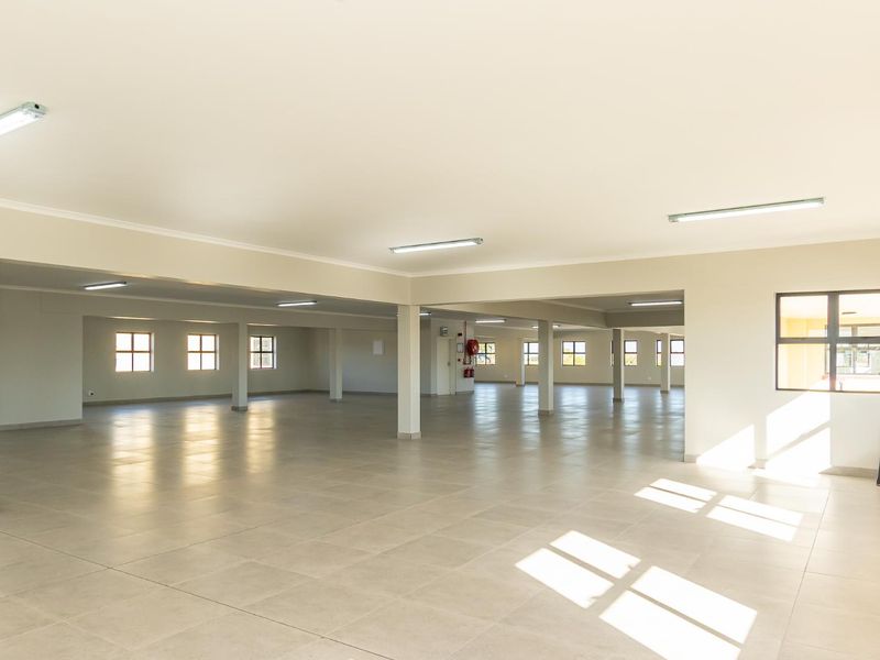 IDEAL FOR CALL CENTRE, CORPORATE OFFICES OR SHOOLS. - Photo 3