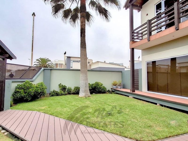 Waterfront Home - Photo 9