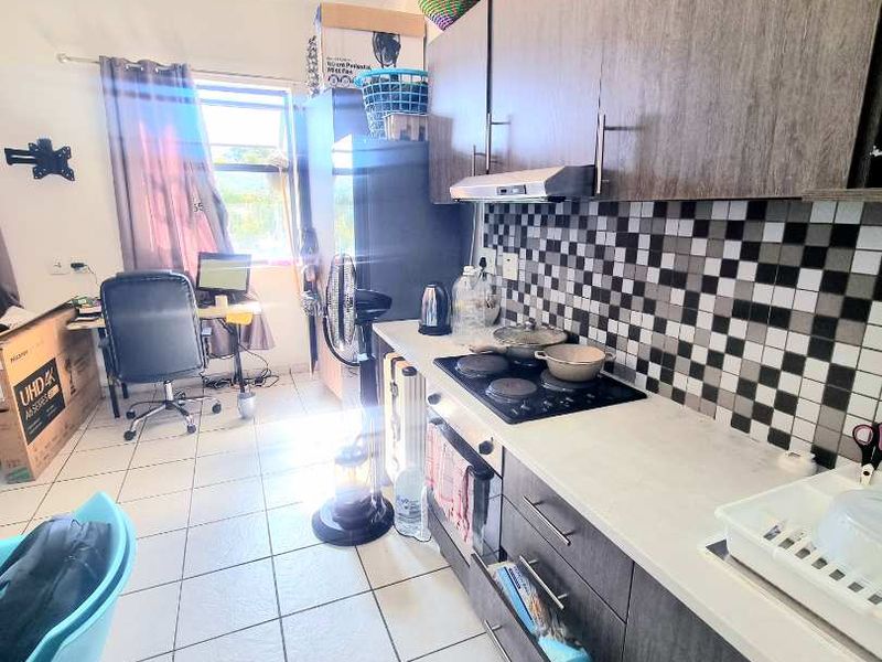 BACHELOR FLAT FOR SALE - Photo 8