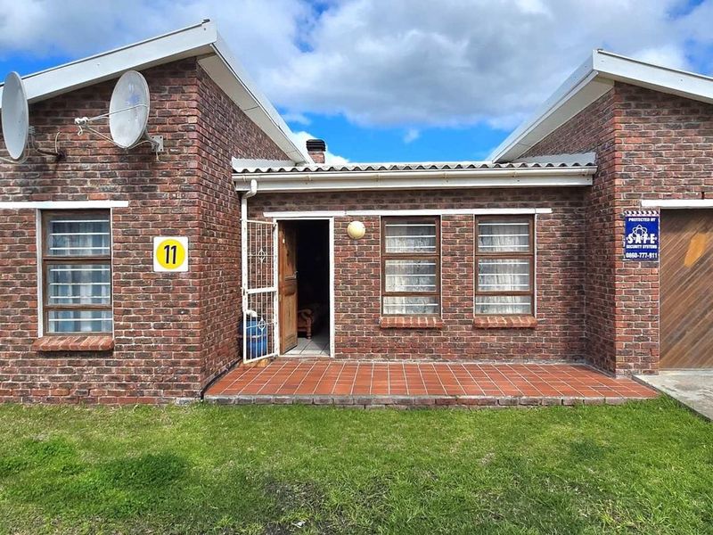 Fabulous in Franskraal - low-maintenance forever home! - Photo 4