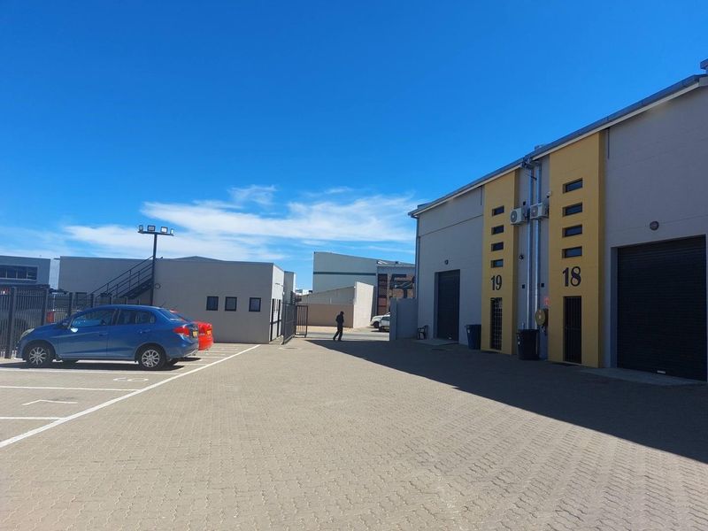 For Sale - Prosperita - Warehouse - Photo 2