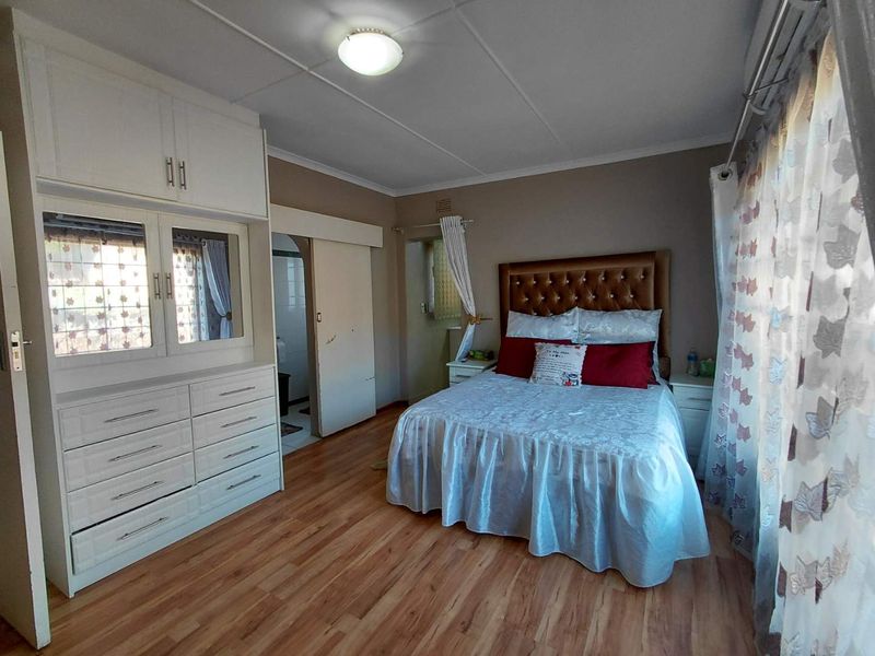 Beautiful 3-Bedroom Home in Prime Northdene Location - Photo 9