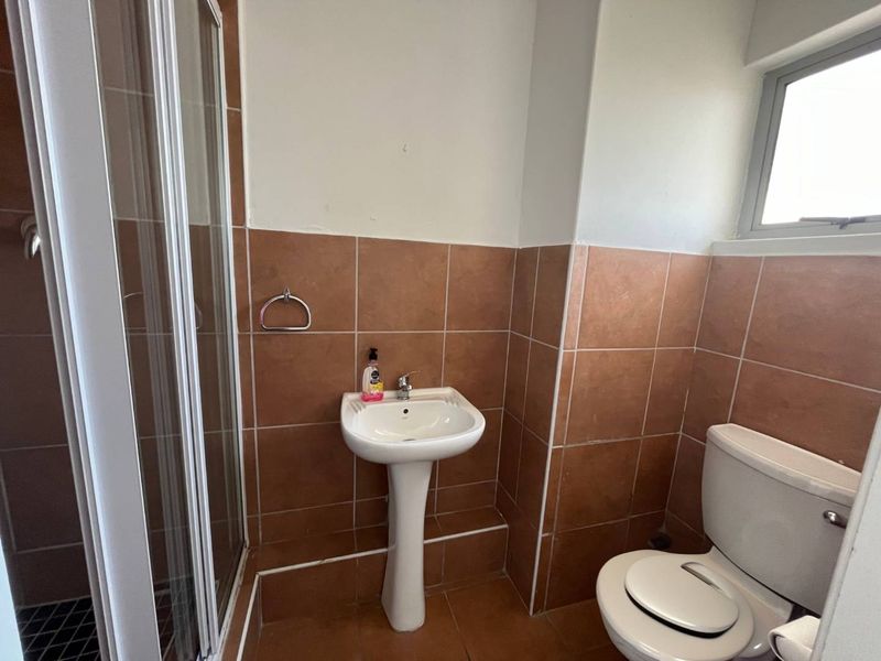 Hendra -  Prime Office Space for Sale - Ideal for Professionals !! - Photo 9