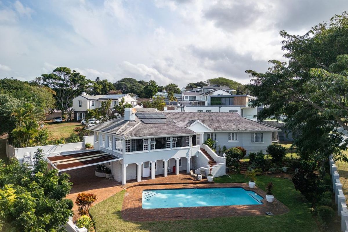 Hendra - Exceptional Family Residence with Panoramic Sea Views in Prime Upper La Lucia - Photo 2