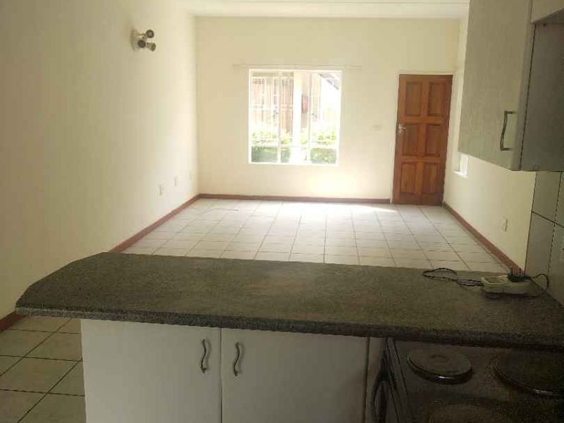 2 Bed , 1 bath ground floor unit for sale - Photo 5