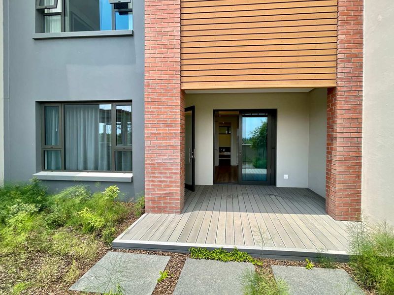 Where Luxury Meets Leisure: 1BR Gem in Steyn City - Photo 9