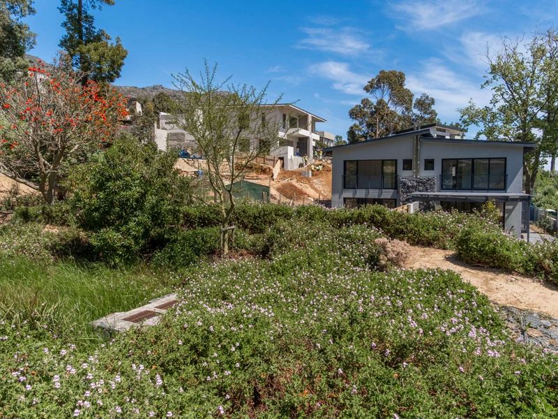 Brand New Unfurnished Townhouse - Photo 2