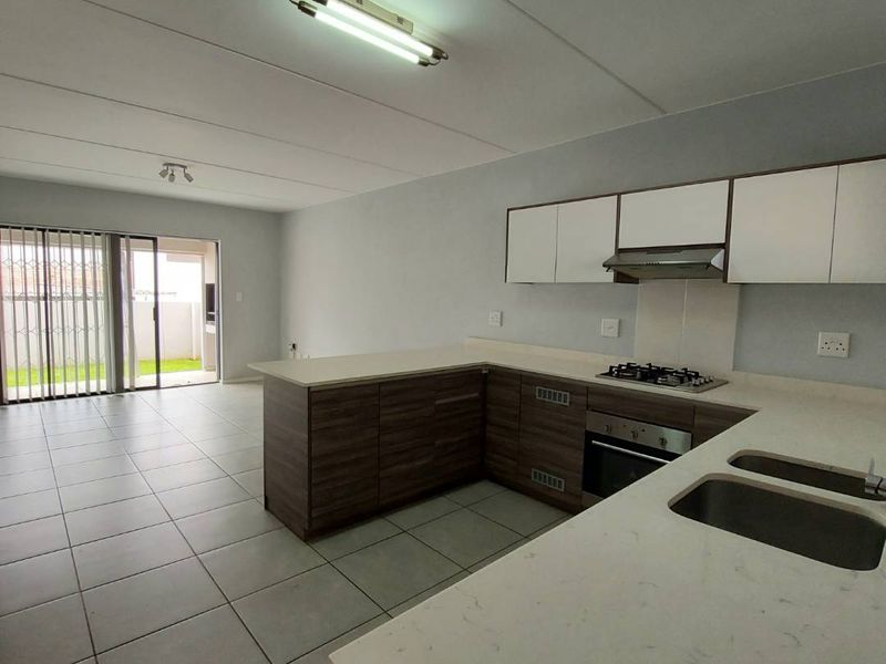 Be The Proud Owner Of This Ground Floor Unit! - Photo 3