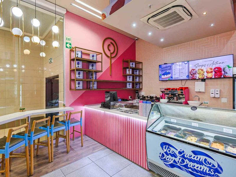 Established Ice Cream Shop for Sale at The Grove Mall Pretoria East - Photo 4