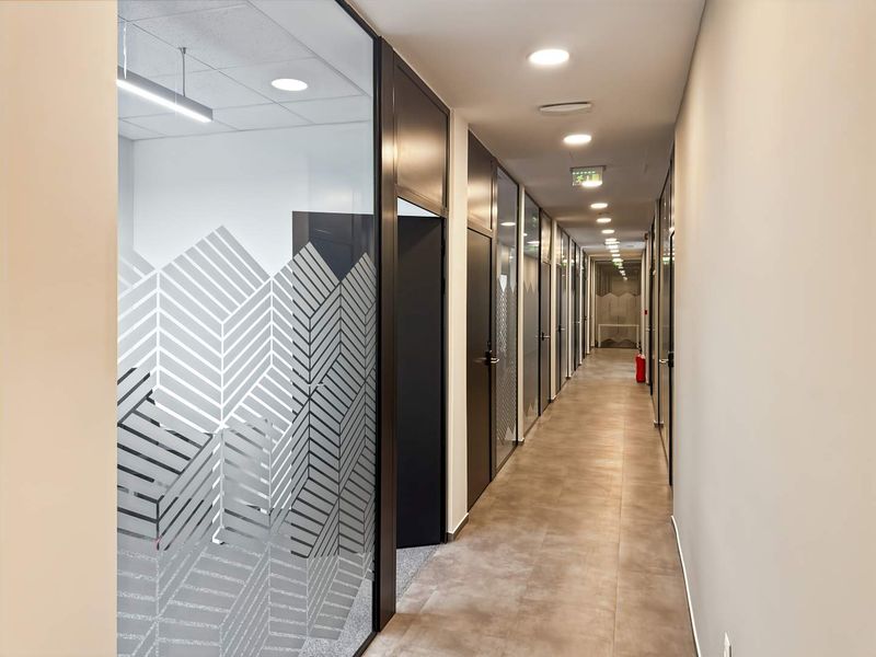 Move into ready-to-use Serviced office space for 10 persons in Regus Continuity House - Photo 2