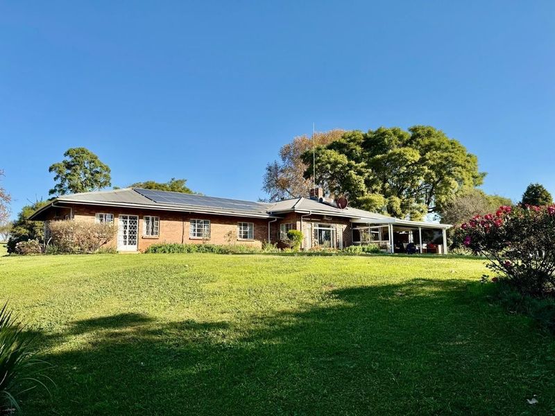 111ha Midlands farm with homes, water rights and mixed commercial opportunities - Photo 5