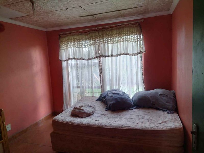 3 bedrooms for sale in Soshanguve South - Photo 9