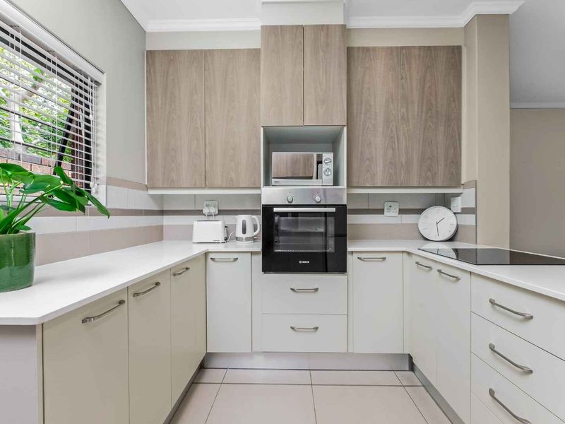 SINGLE-LEVEL LIVING IN THE SECURE CELEBRATION RETIREMENT VILLAGE - THIS CAN BE YOUR NEXT HAPPY PLACE - Photo 10