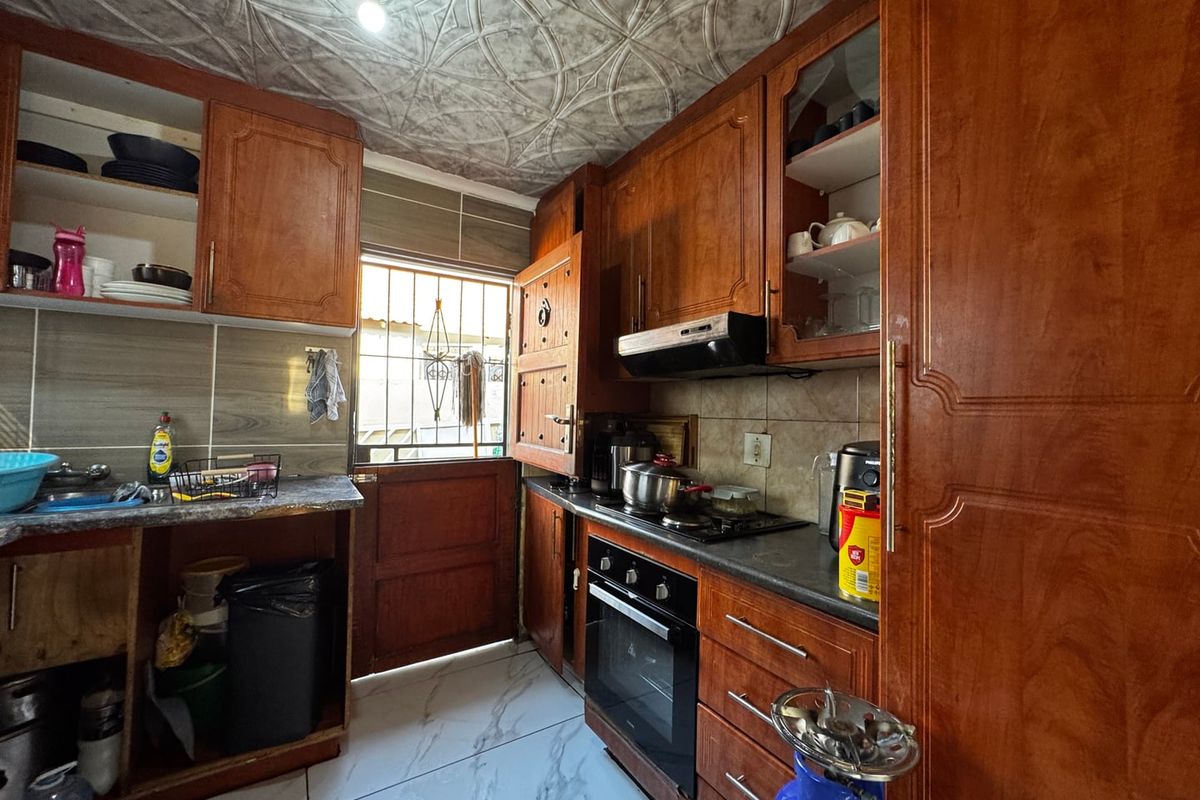 Great Investment Opportunity in Klipfontein View, Midrand - Photo 5