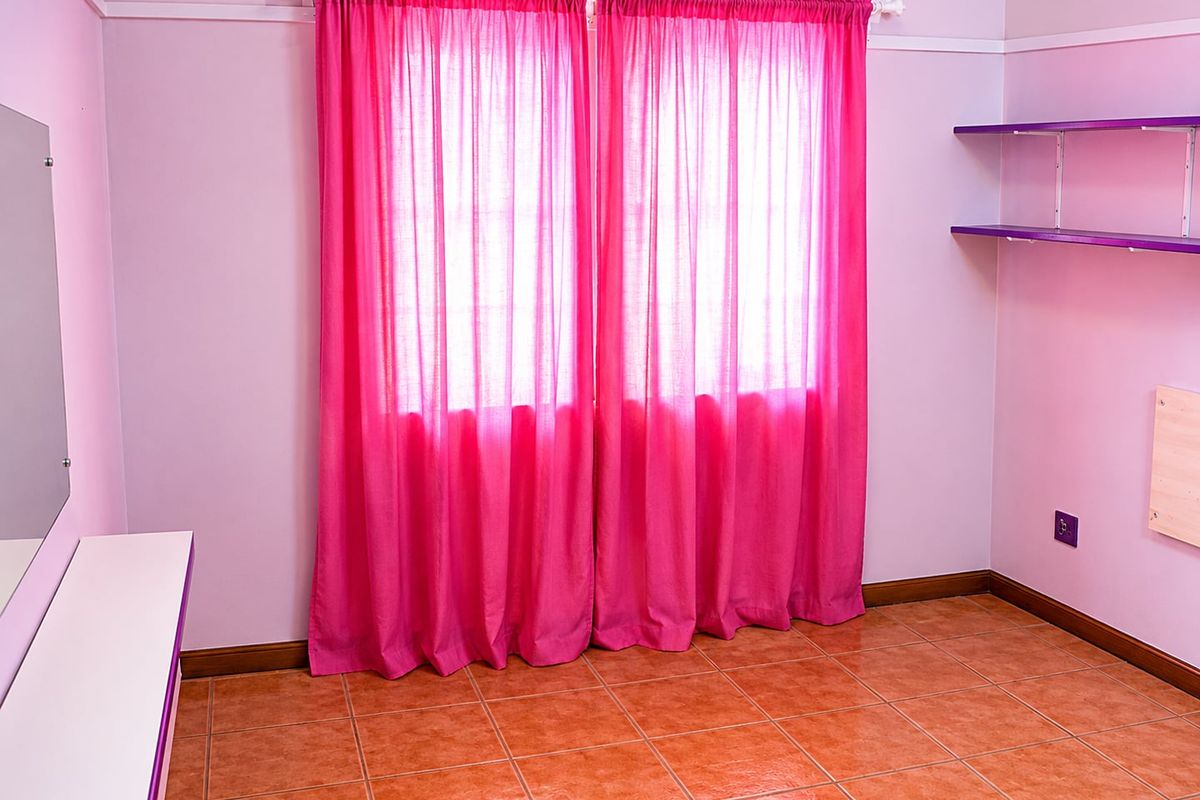 SPACIOUS 3 BEDROOM FAMILY HOME WITH GRANNY FLAT IN OBSERVATION HILL - Photo 5