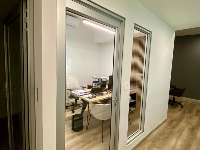  FOR SALE | NEWLY RENOVATED WAREHOUSE  - Photo 10