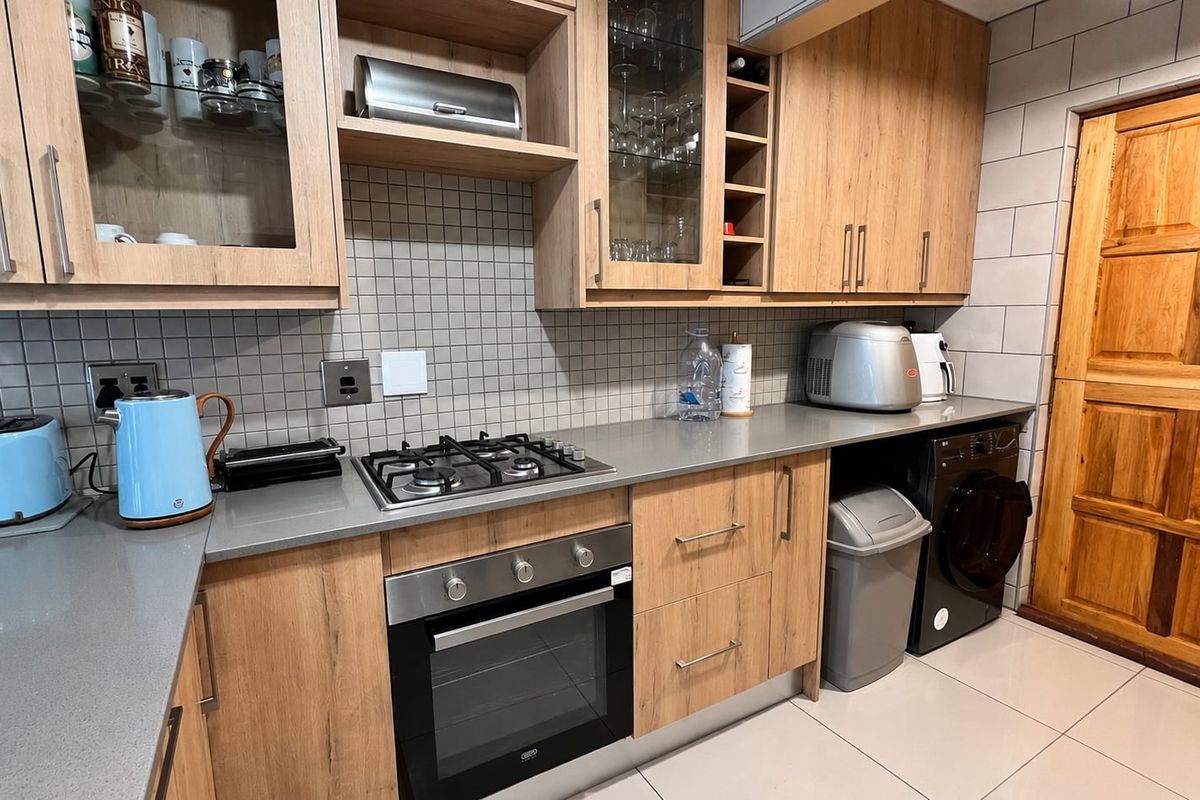 Move-In Ready Luxury Simplex - Secure, Stylish and Perfectly Designed for Easy Living - Photo 3