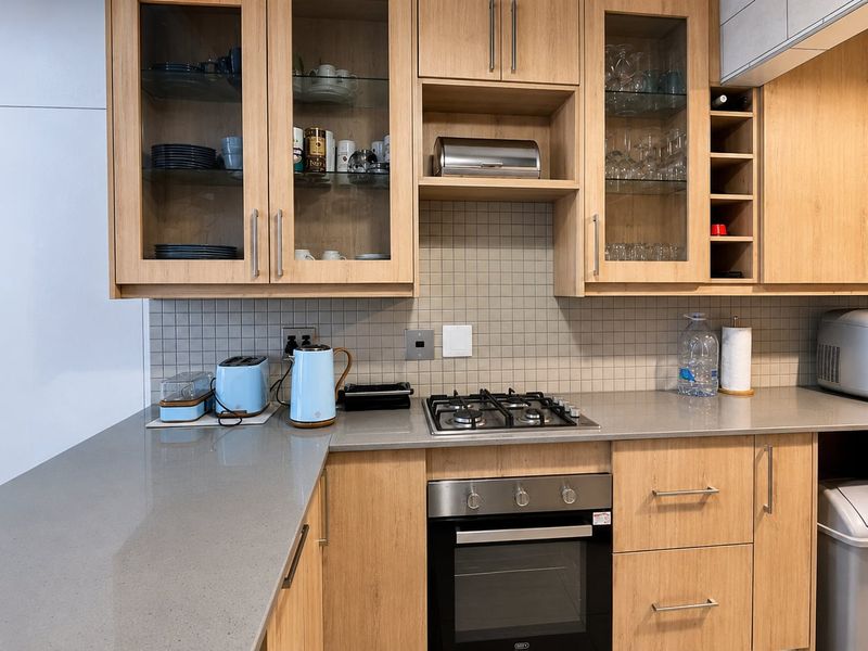 Move-In Ready Luxury Simplex - Secure, Stylish and Perfectly Designed for Easy Living - Photo 4