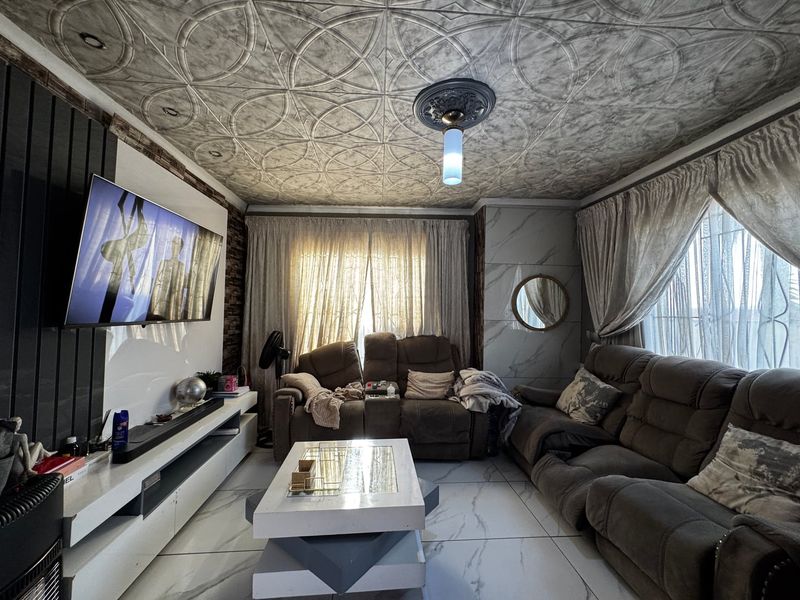 Great Investment Opportunity in Klipfontein View, Midrand - Photo 8