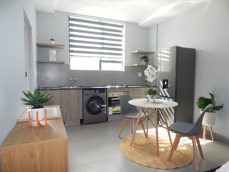 Batchelor Unit For Rent - Photo 2