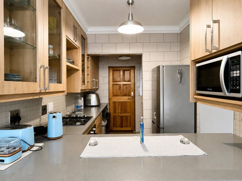 Move-In Ready Luxury Simplex - Secure, Stylish and Perfectly Designed for Easy Living - Photo 5
