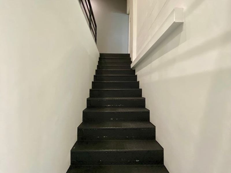  FOR SALE | NEWLY RENOVATED WAREHOUSE  - Photo 8
