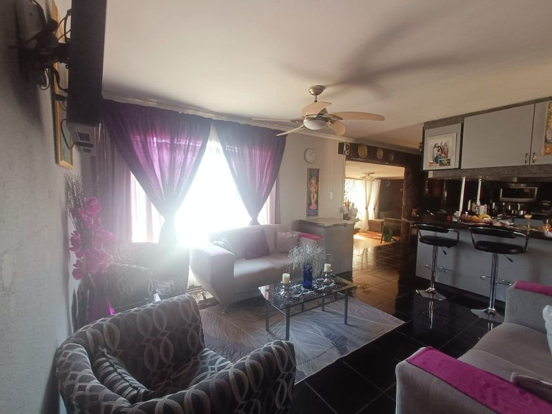 House For Sale in Heuweloord - Photo 10