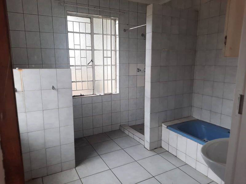 House For Sale in Ermelo Central - Photo 7