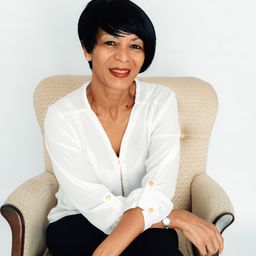 Claudia Taylor