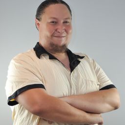 Phillip Höll