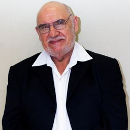Chips van Tonder