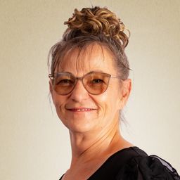 Suzette van Staden
