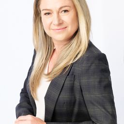 Elke Nelson