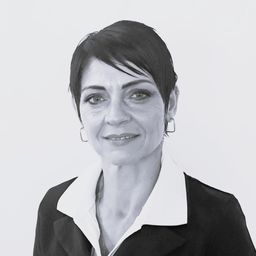 Sonja Dry