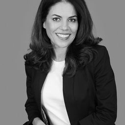 Paula Lucas
