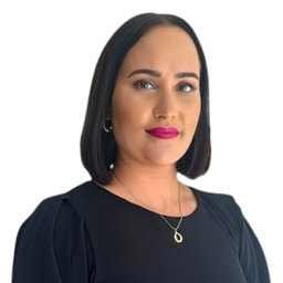 Yvette Bouwer