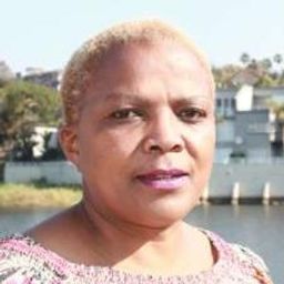 Luyanda Ntshengulana