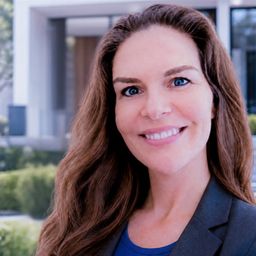 Jacqueline Smith-Reyneke