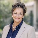 Fienie McCallum
