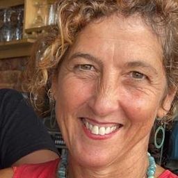 Paula Giusti