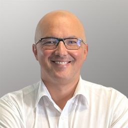 Ricardo April