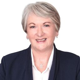 Dina van Dyk