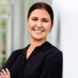 Meecke Naude