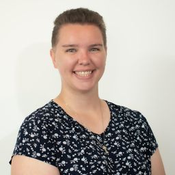MICHAELA MINNAAR
